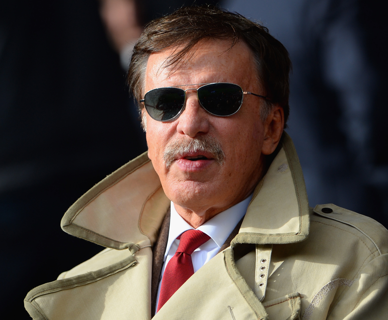 Illustration for article titled What Is That Thing On Stan Kroenke's Head?